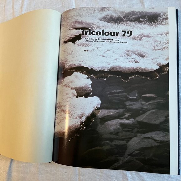 QUEEN'S UNIVERSITY TRICOLOUR Yearbook 79 1979 Mint Kingston Ontario Canada - Picture 4 of 8